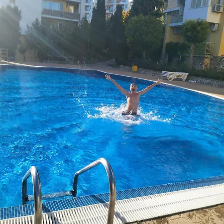 Grand Marina F2