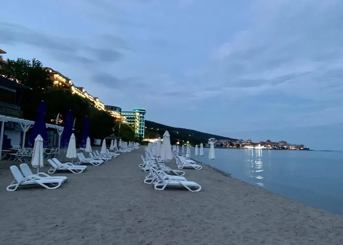 Διαμέρισμα Grand Marina *